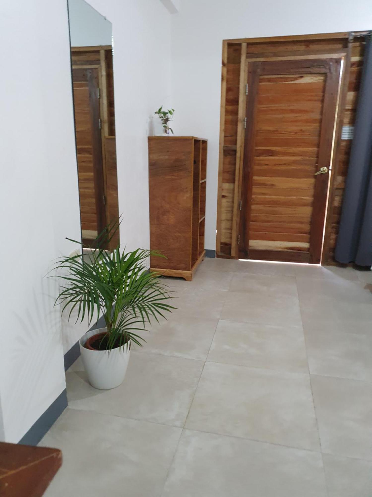 Maui Homestay General Luna  Eksteriør billede